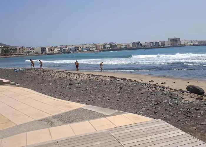 Brisa B アパート